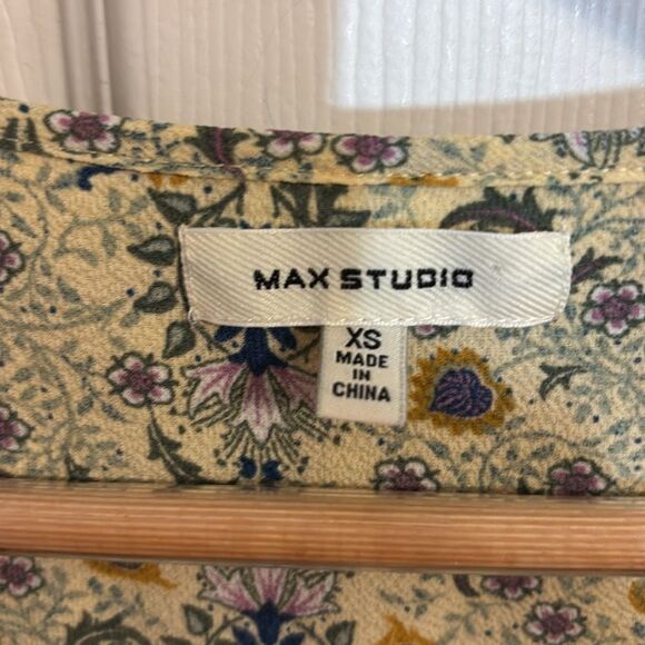 Max Studio floral wrap Dress, Ruffle neckline, XS - Picture 4 of 7